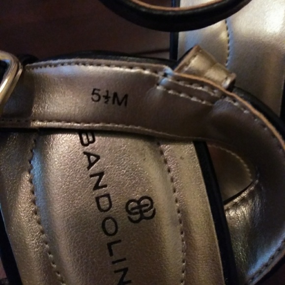 Heels - Picture 5 of 7